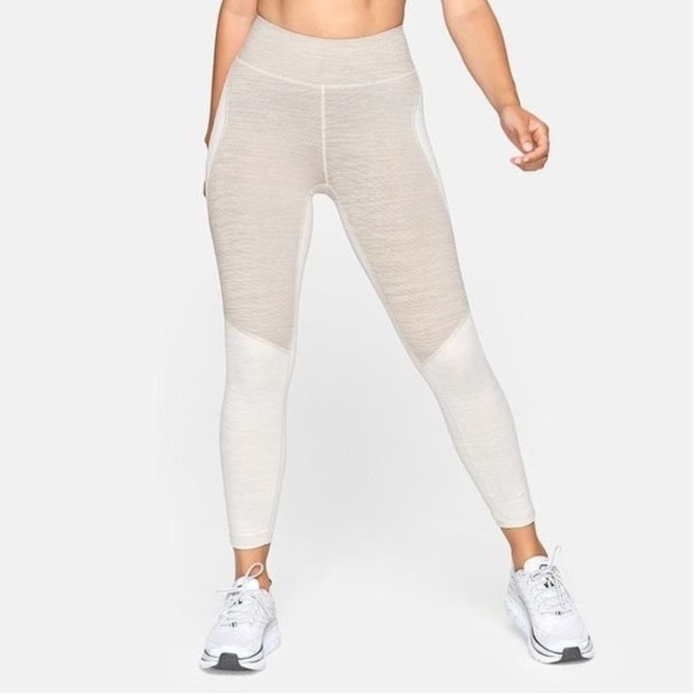 TechSweat 3/4 Legging w/ Compression Waistband